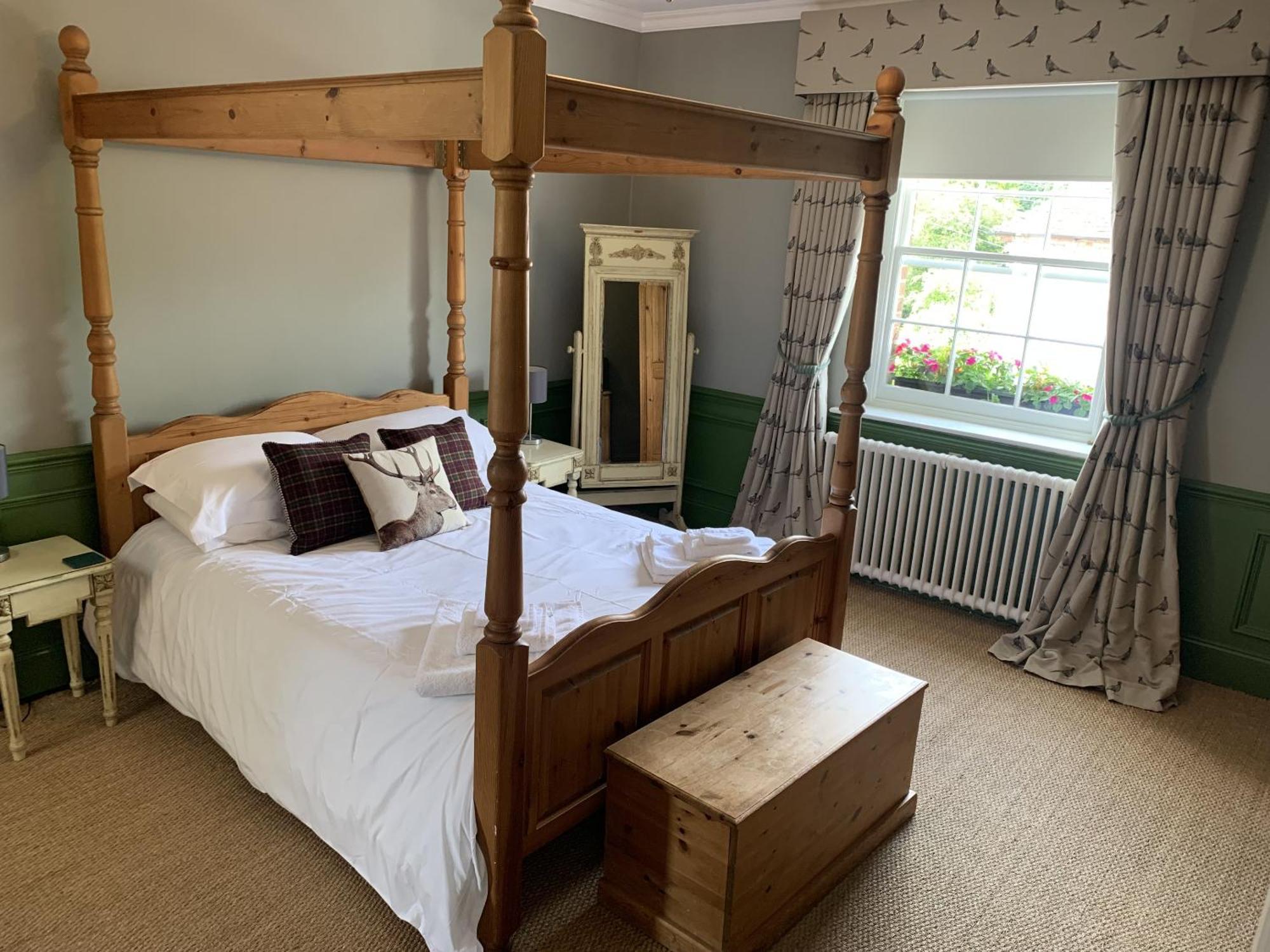 The Star And Garter Bed & Breakfast East Dean  Exterior photo